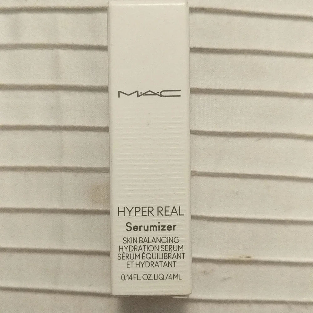 NWT Skin Balancing Hydration Serum - Picture 1 of 3